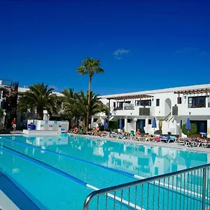 plaza-azul.puertodelcarmen-hotels.org/